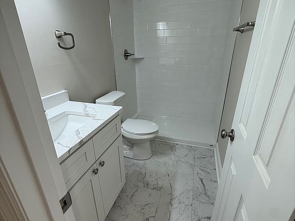 2nd image of 1800 Eastwood Rd #186