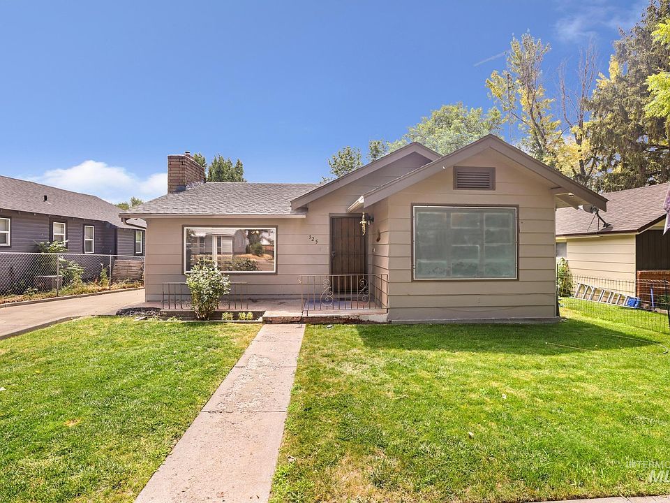 1st image of 325 E Avenue D