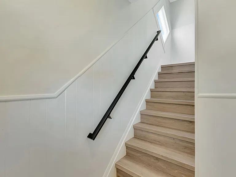 4304 33rd Ave #2 — Photo 9