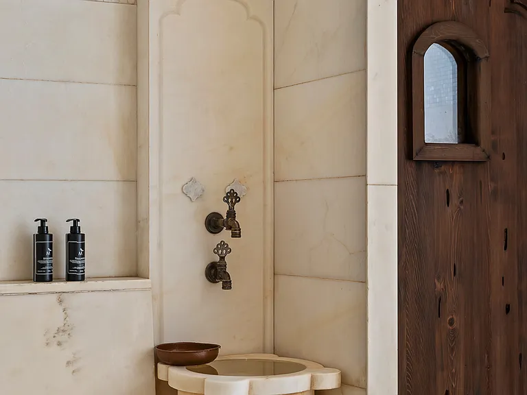 114 E 32nd St #1002 — Photo 17