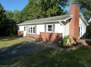 22 Plateau Rd, Asheville, NC 28805