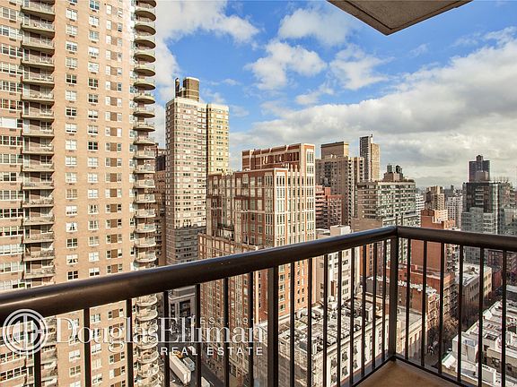 2nd image of 171 E 84th St APT 22D