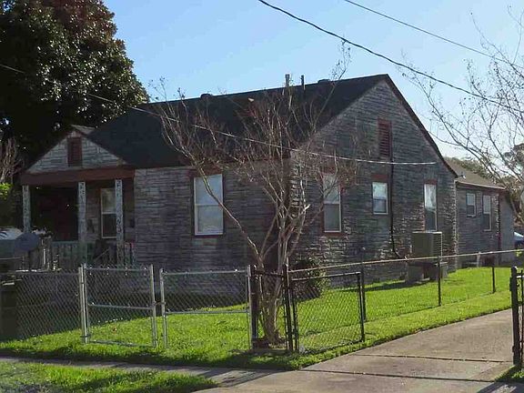 3rd image of 1020 Compromise St