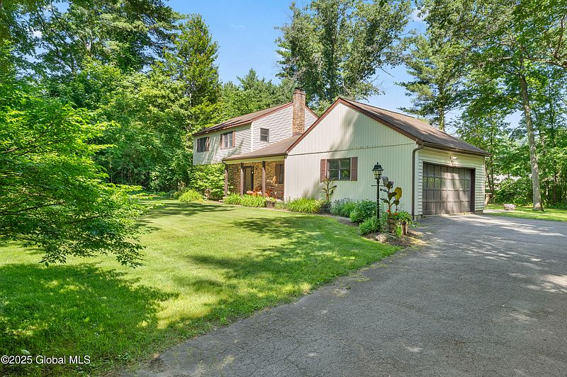 2nd image of 41 McCormack Drive