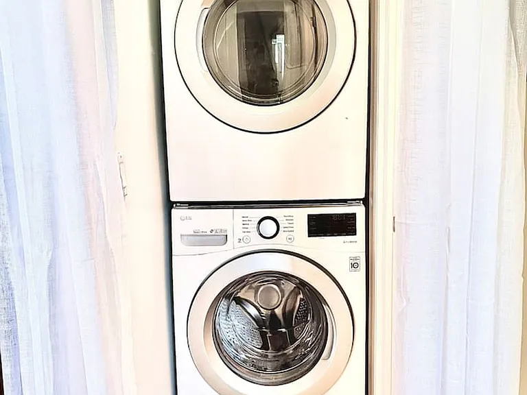 Washer/Dryer