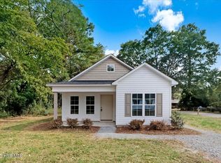 315 Byrd St, Clinton, NC 28328