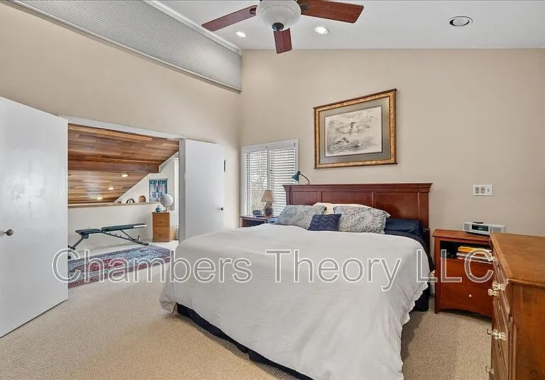 8709 Hidden Hill Ln — Photo 21