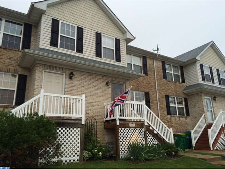1st image of 410 Champs Ln