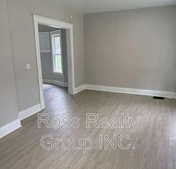 702 Boalt St #UPPER — Photo 8