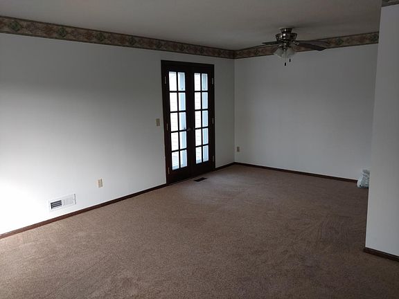 Upstairs Dining Room / Deck