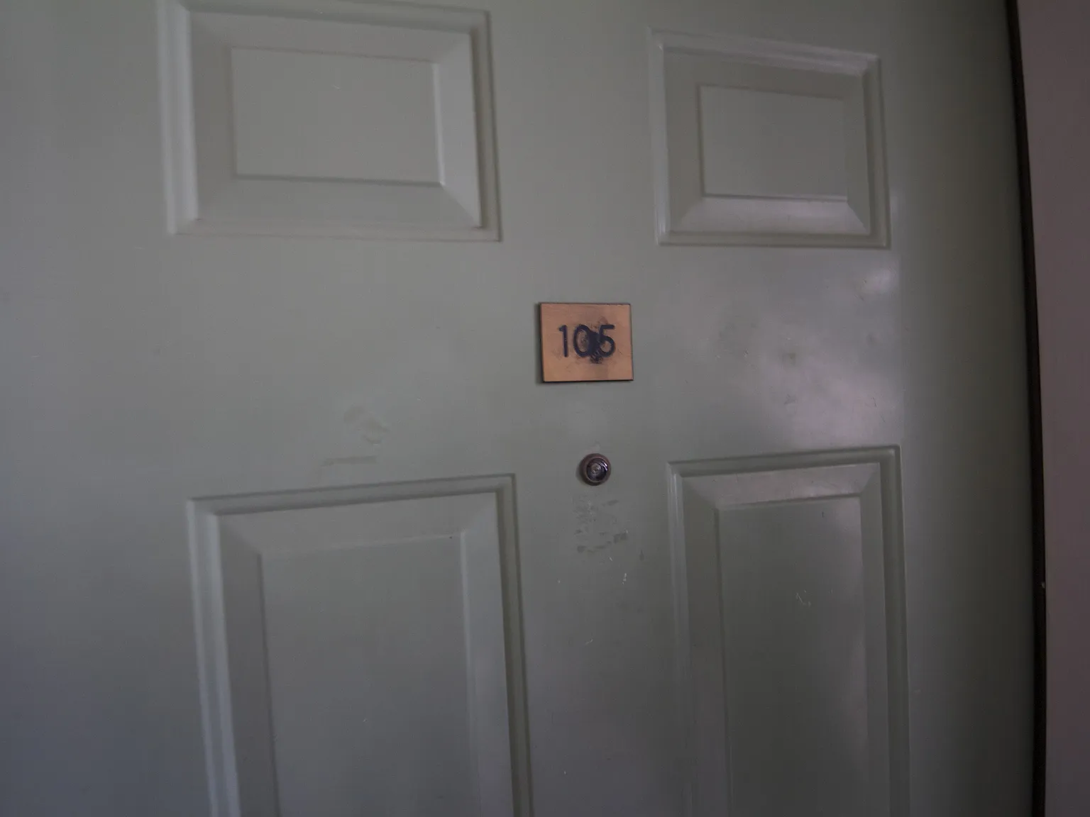 4 bed, 1408 sqft, $485 — Photo 1