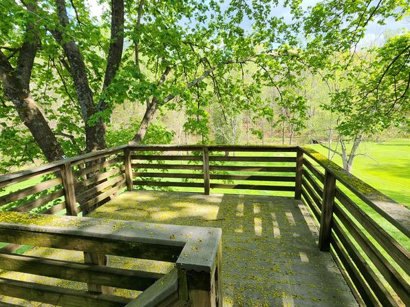 1110 Pines Rd #C, Etters, PA 17319