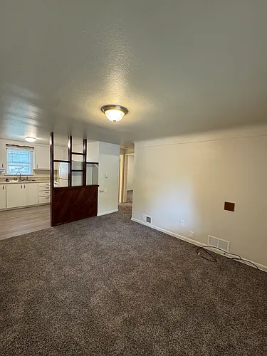 701-709 E Myrtle St #703 Photo 1