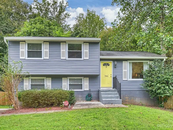 7953 Monfreya Ct, Charlotte, NC 28212