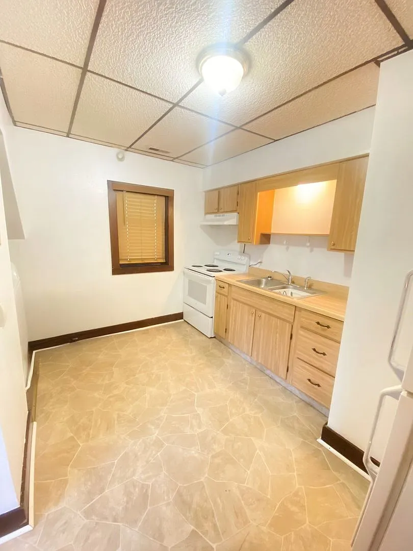MY - 1106 Virginia Ave, Des Moines, IA 50315 — Photo 3