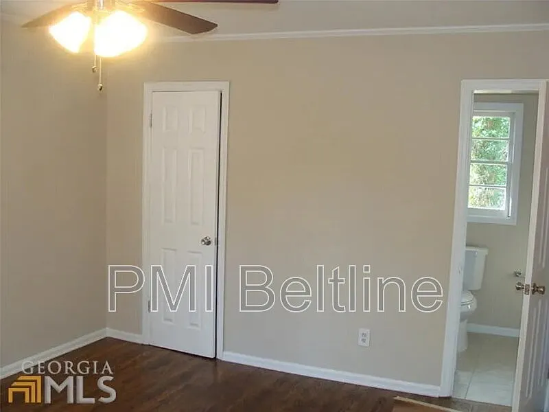 3 bed, 3.0 bath, 1428 sqft, $1,795 — Photo 4