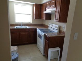 4000 3rd St N APT 105, Saint Petersburg, FL 33703