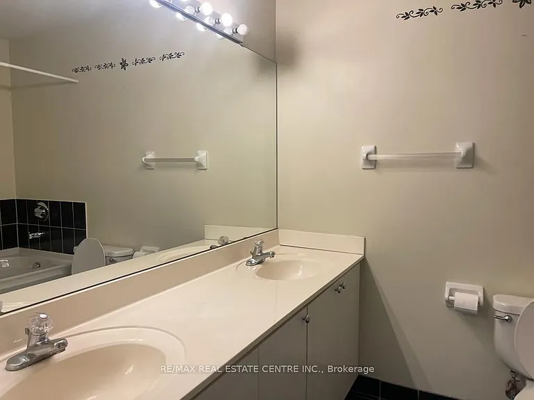 117 Omni Dr #20 — Photo 32