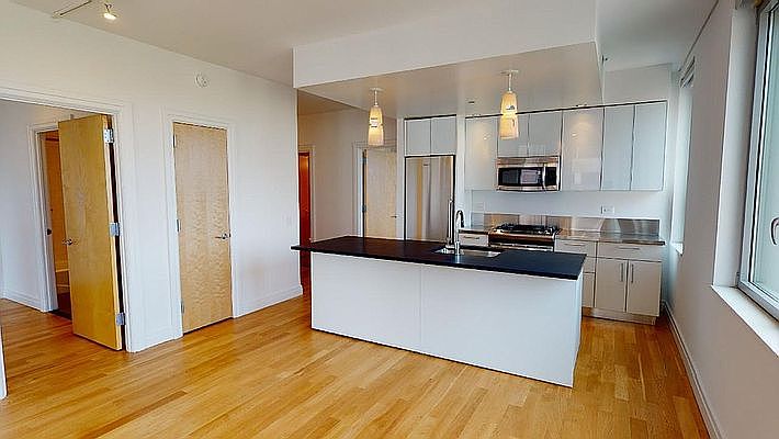 1st image of 550 W 54th St #770
