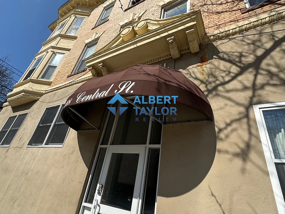108 Central St #3
