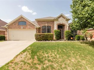 4624 Pine Ridge Ln, Fort Worth, TX 76123