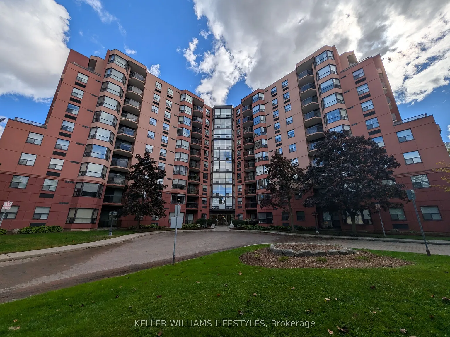 1 bed, $2,100 — Photo 1