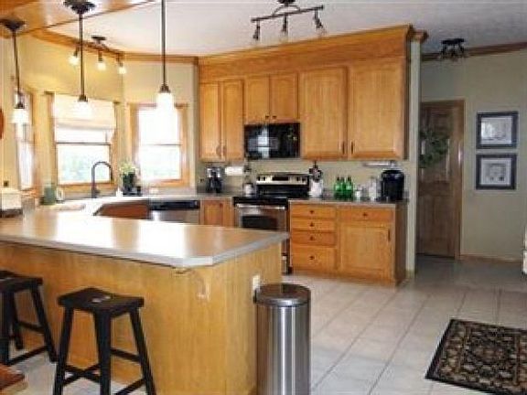 5th image of 1205 Farmcote Cir