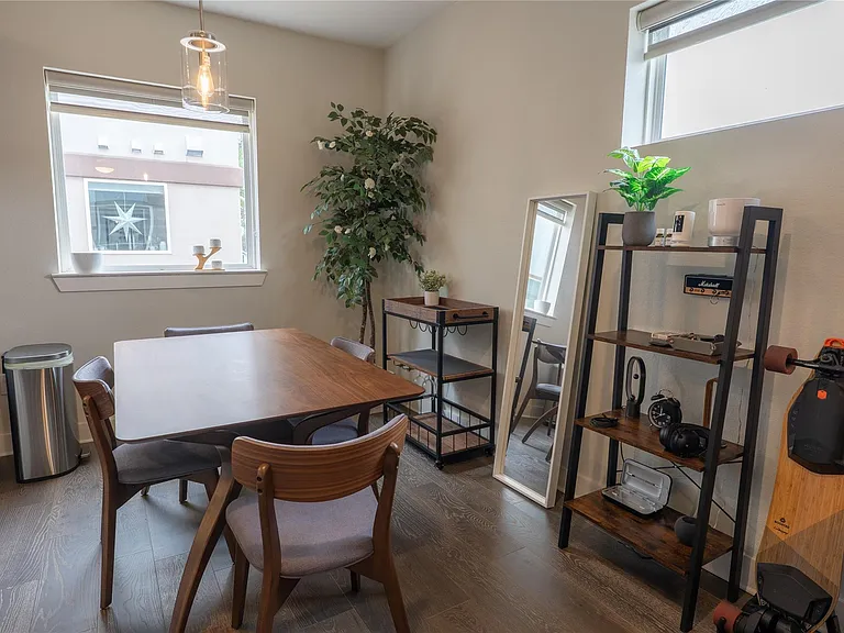 2827 Manor Rd #4101 — Photo 10