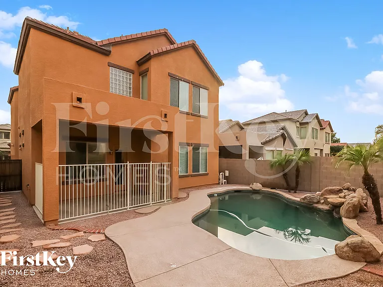 9434 W Berkeley Rd — Photo 14