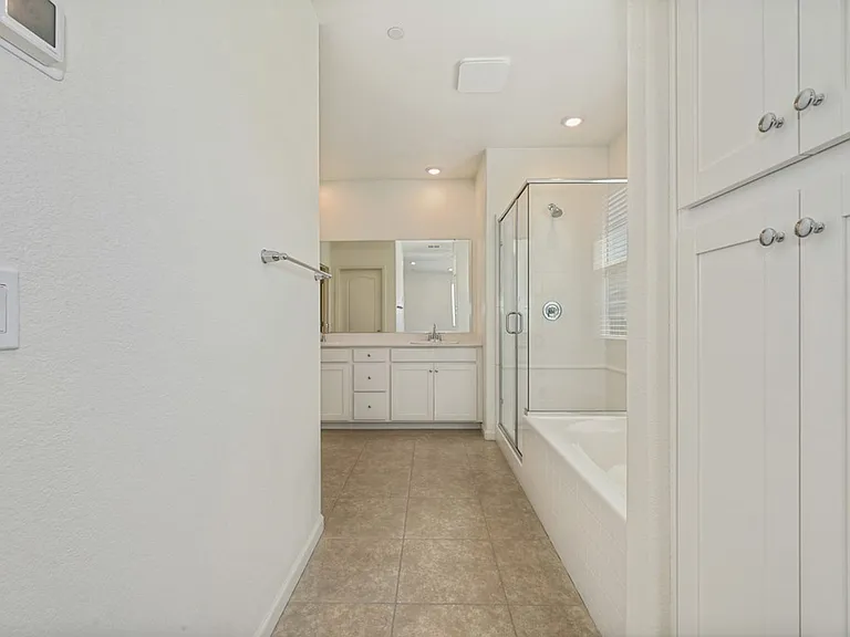 3209 Sunny Gate Ln — Photo 28
