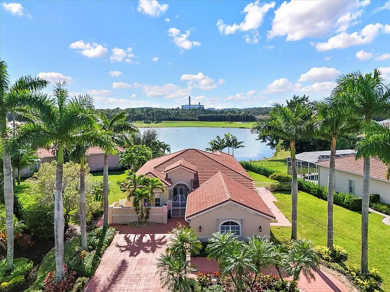 7557 Preserve Dr — Photo 33