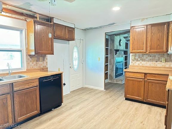 5th image of 9909 Cree Ln