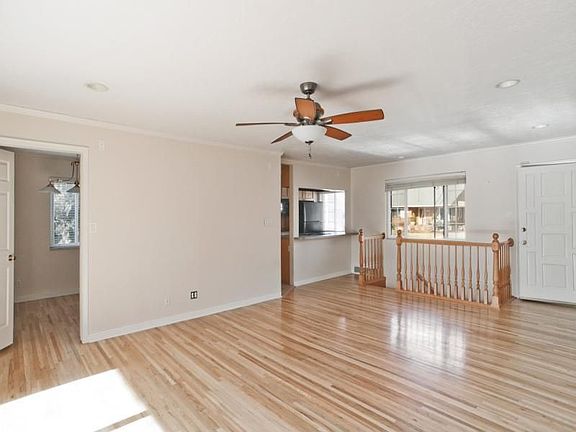 4th image of 1344 E Downington Ave
