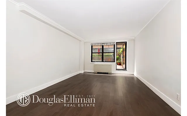 Rented by Douglas Elliman | media 37