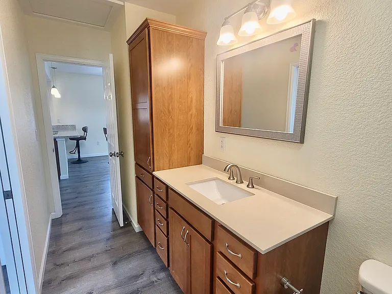1527 W Colorado Ave #201 — Photo 28