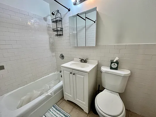 Rented by Compass | media 9