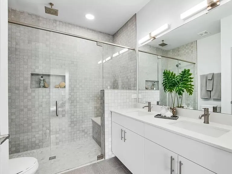 3703 N Marion St — Photo 13