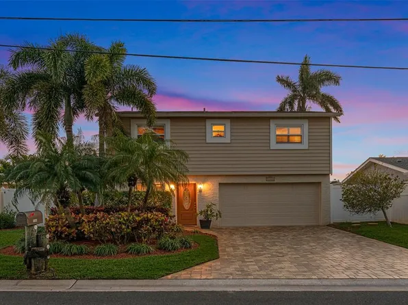 11440 8th St E, Treasure Island, FL 33706