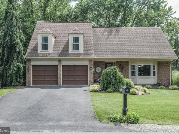 12853 Valleywood Dr, Woodbridge, VA 22192