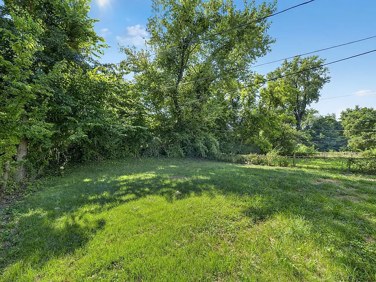 10772 Spring Garden Dr — Photo 31