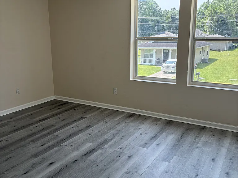 6114 E Pike St — Photo 10
