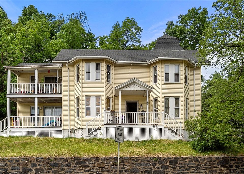 1st image of 548 Salem St