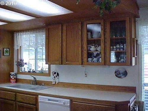 3rd image of 20214 NE 83rd St