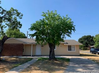 5526 Plumtree Dr, San Antonio, TX 78242