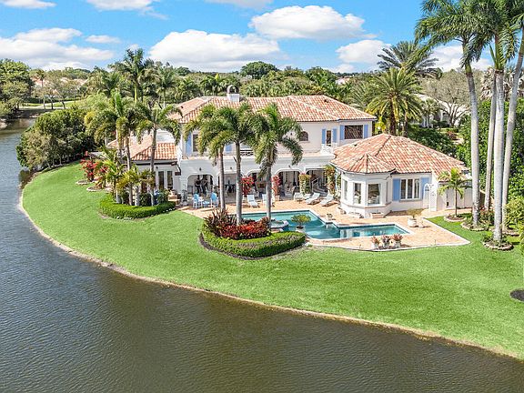 2nd image of 2600 Fairway Island Drive
