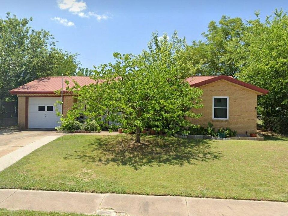 1st image of 805 Kielman Dr