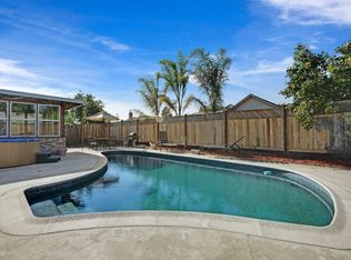 6625 Mirabeau Dr, Newark, CA 94560