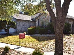 5358 Crescent Lake Dr, Fort Worth, TX 76137