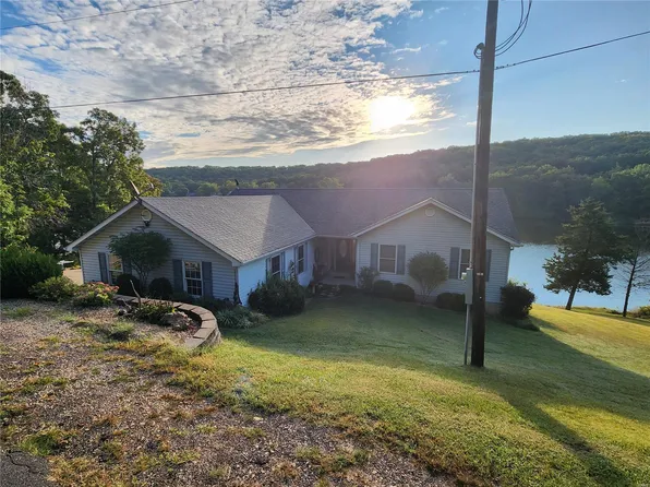 1516 Woodson Dr, Owensville, MO 65066