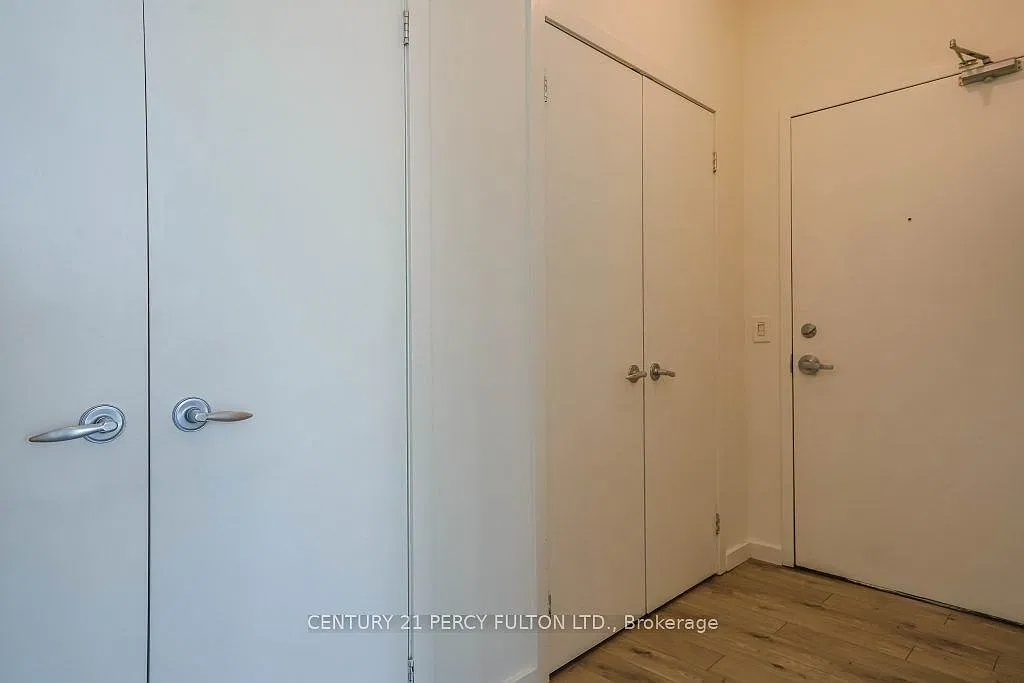 1 bed, $2,400 — Photo 2